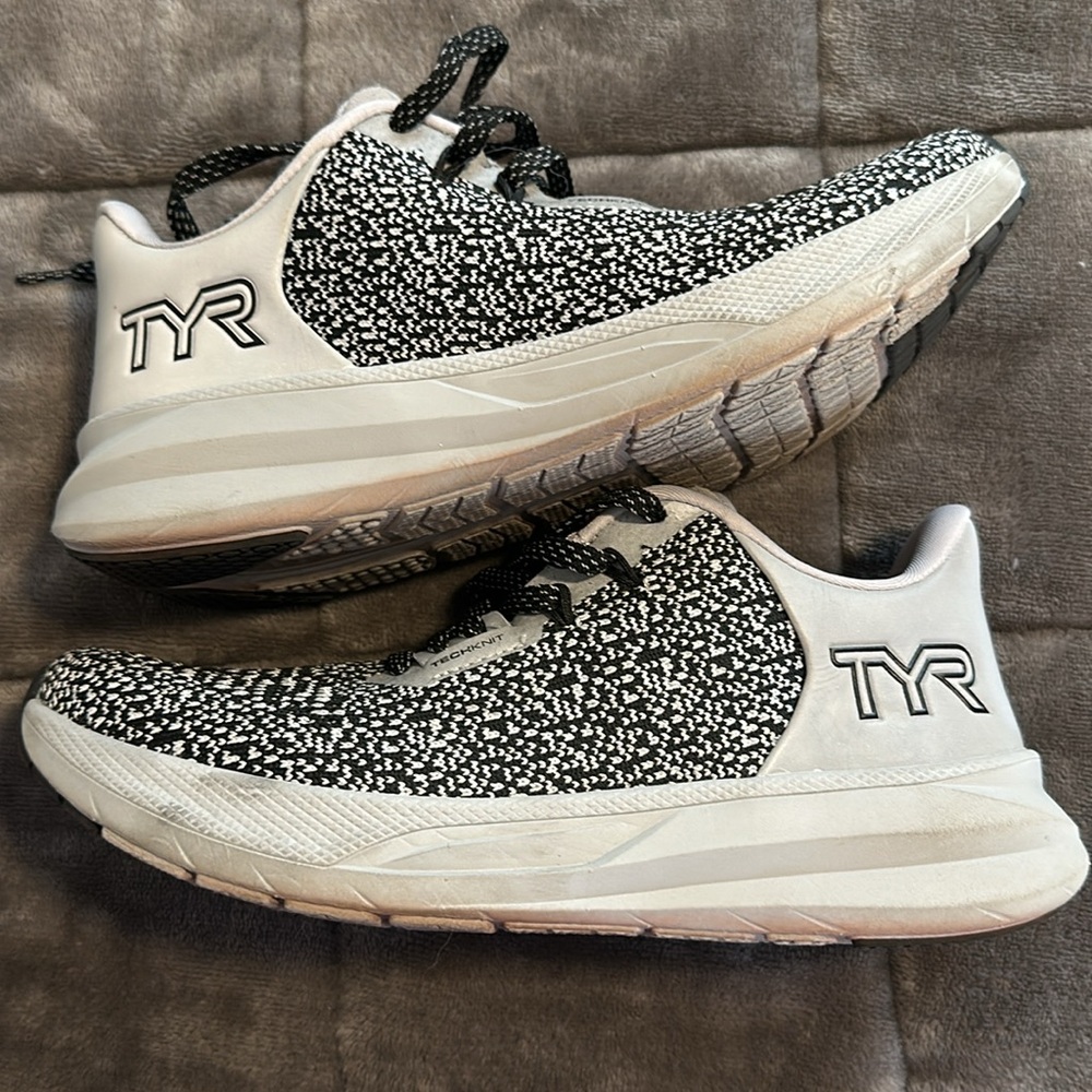 TYR Techknit RNR-1 Trainer - Picture 3 of 4